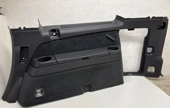 Volvo XC90 Trunk/boot lower side trim panel 39898380