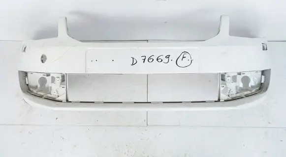 Skoda Octavia Mk3 (5E) Front bumper 5E0807221