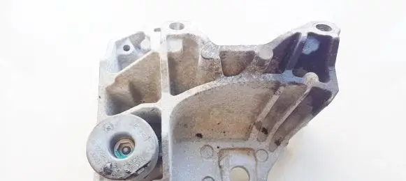 Volvo V70 Engine mounting bracket 6g926f030ba 6g92-6f030-ba