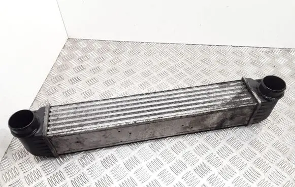 BMW 5 E39 Intercooler radiator 1914555