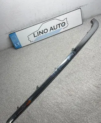 BMW 7 E32 Rear bumper trim bar molding 1908075