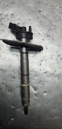 Audi A6 S6 C6 4F Fuel injector 059130277AC 050423 0445115
