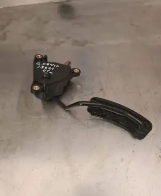 Renault Scenic II - Grand scenic II Accelerator throttle pedal 8200159647 0284A 13211