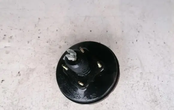 Toyota Corolla E120 E130 Brake booster