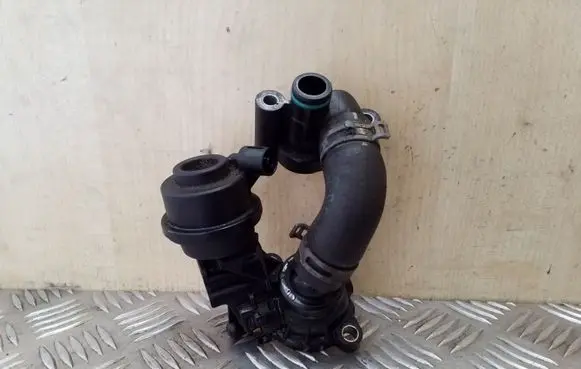 Audi A8 S8 D4 4H Engine coolant pipe/hose 059121737 059121506