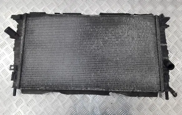 Ford Focus Coolant radiator 3M5H8005TL