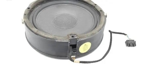 BMW 5 E39 Subwoofer speaker 65137894047 7894047 65137894048