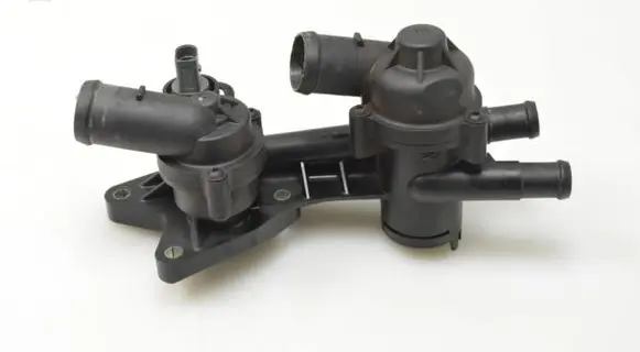 Thermostat/thermostat housing