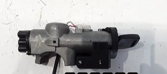 Nissan X-Trail T30 Ignition lock 2209