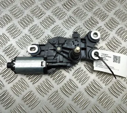 Volvo V70 Rear window wiper motor 31290787 W000023200