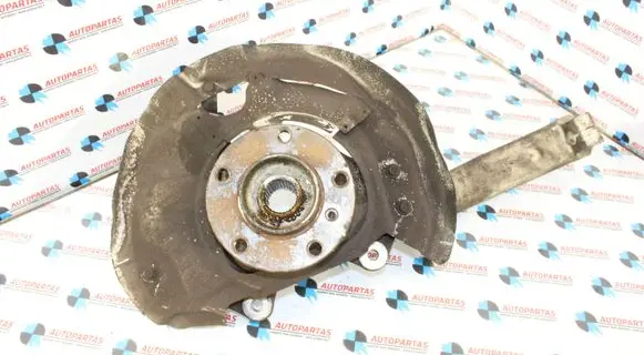 BMW X5 E70 Front wheel hub spindle knuckle 6773783