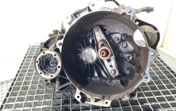 Volkswagen Jetta VI Manual 5 speed gearbox NBW