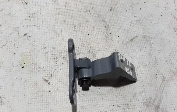 Volvo S60 Rear door upper hinge 31468520