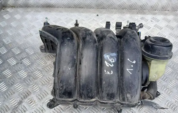 Toyota Corolla E160 E170 Intake manifold 1028189S01