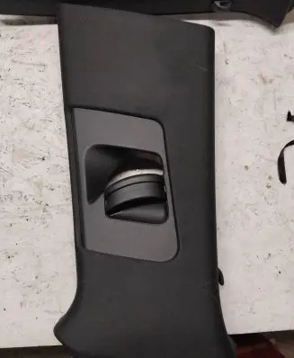 Porsche Macan (95B) (B) pillar trim (top) 95B867293