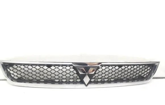 Mitsubishi Lancer X Front bumper upper radiator grill 7450A093 7450A09301
