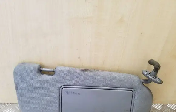 KIA Sorento Sun visor 