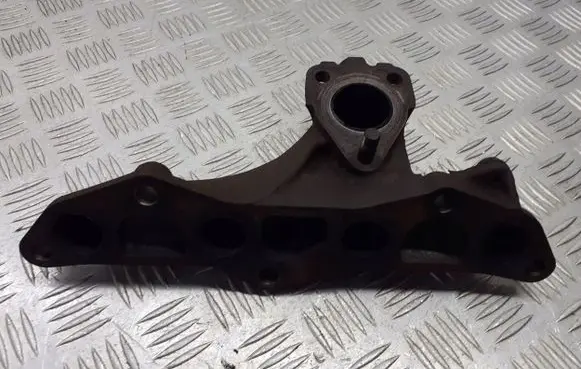 Toyota Auris 150 Exhaust manifold