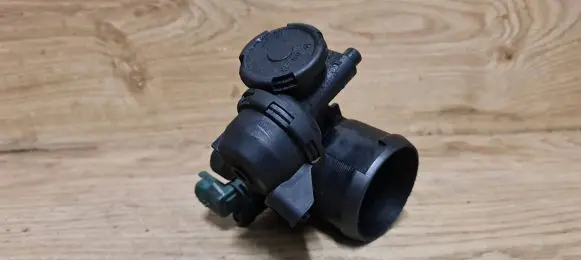 Volvo V50 Throttle valve 9647474880