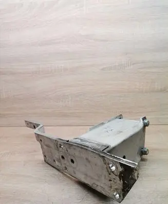 BMW X5 F15 Front bumper mounting bracket 7325323