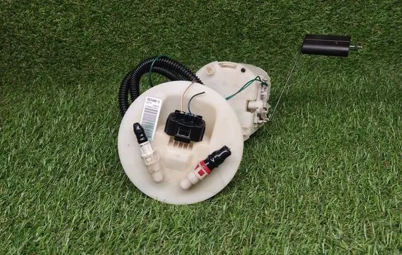 Ford Mondeo Mk III In-tank fuel pump 1S7UAD9275 1S7U9275AD