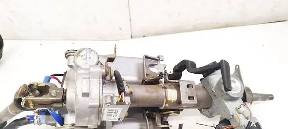 Nissan Note (E11) Power steering pump