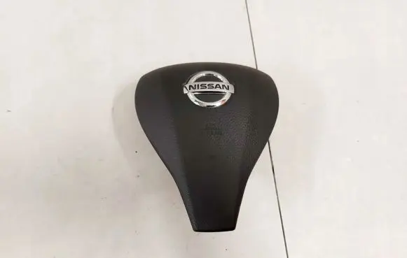 Nissan Qashqai Steering wheel airbag 985104EA1A