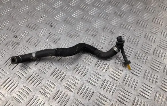 Audi A8 S8 D4 4H Engine coolant pipe/hose 4H0611931R