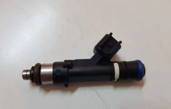 Ford Mustang VI Fuel injector JR3E9F593AB
