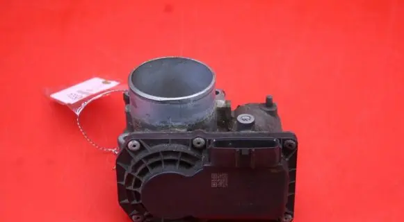Mazda 3 II Throttle body valve P50113640
