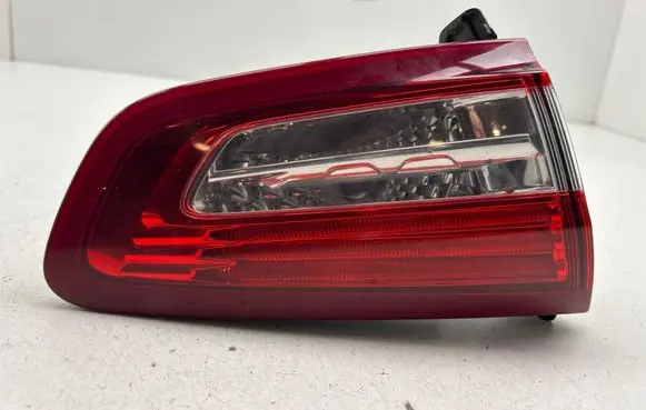 Citroen DS5 Tailgate rear/tail lights 26220112 9803168080 B81C0FERE