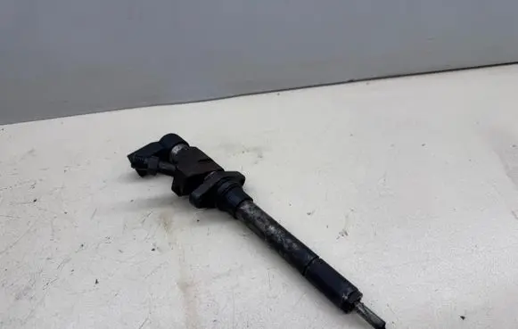 Fuel injector