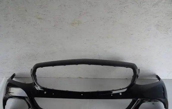 Mercedes-Benz C W205 Front bumper