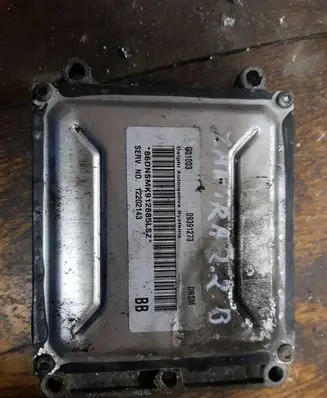 Opel Zafira A Engine control unit/module G01003 09391273 12202143