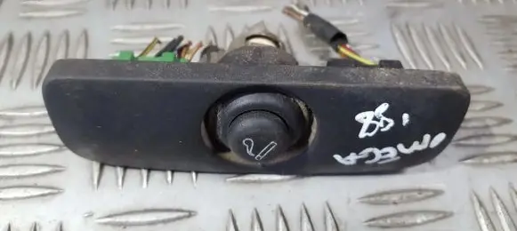 Opel Omega B1 Cigarette lighter 