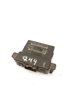 Volkswagen Golf V Gateway control module 1K0907530C 1k0907951