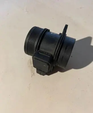 Land Rover Discovery 4 - LR4 Mass air flow meter 4R8Q12B579AC PHF500090 004060474