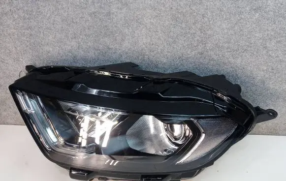 Ford Ecosport Headlight/headlamp MN1513E015GB