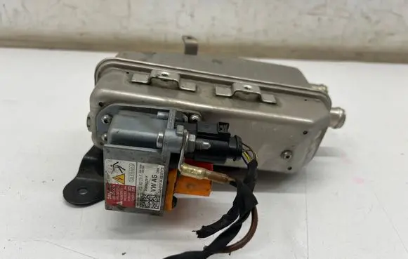 Audi Q8 e-tron Hybrid/electric vehicle battery fan 3Q0963231F