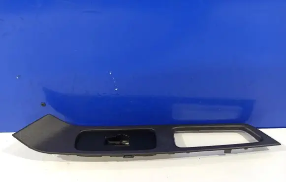 Volvo XC60 Front door card panel trim 30766391