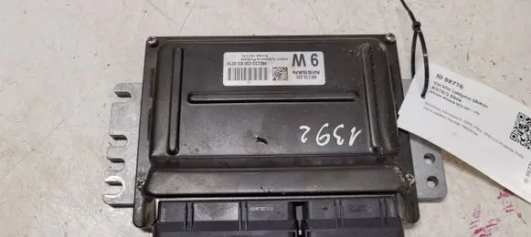 Nissan Almera N16 Engine control unit/module MEC32220