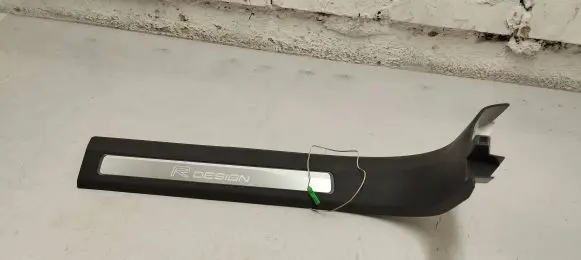 Volvo XC90 Front sill trim cover 39829992