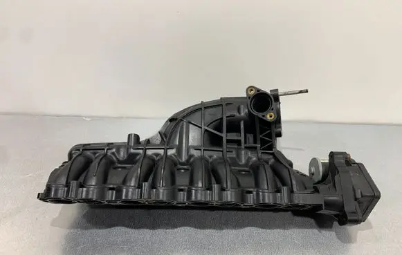 KIA Sorento Intake manifold 283812F000
