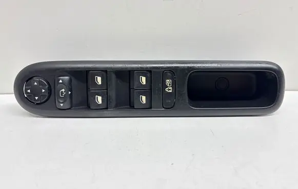 Peugeot 3008 I Electric window control switch 96650621ZD 30170357 70376892