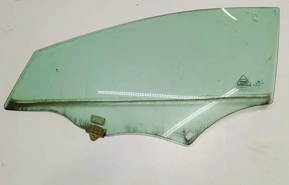 Hyundai i30 Front door window glass four-door 43R001167S9 43R001167