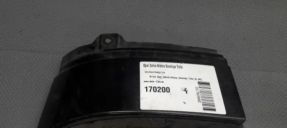 Opel Zafira A Rear/tail light trim molding 90580804