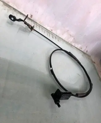 Hyundai Kona II Fuel cap flap release cable Be0004e09