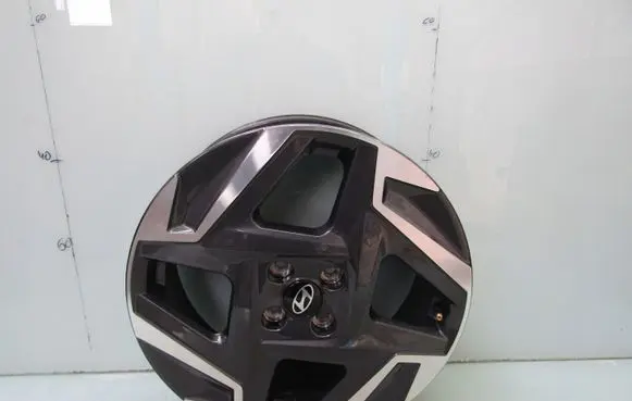 Hyundai Bayon R17 alloy rim 