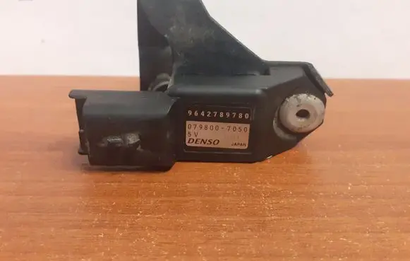 Peugeot 607 Air pressure sensor 11555 9642789780