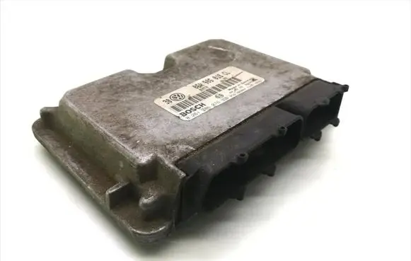 Volkswagen Golf IV Engine control unit/module 06A906018CL 0261206076